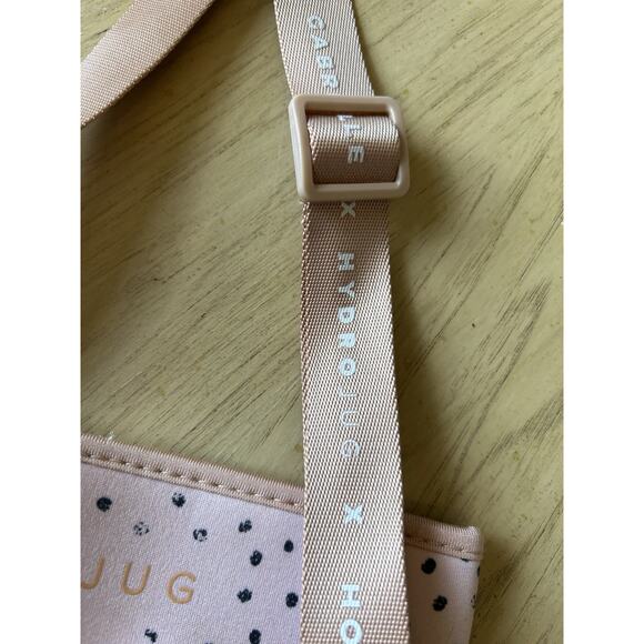 HydroJug Holley X Gabrielle Wild And Free Sleeve & Strap Pink Cheetah 72 oz - Picture 7 of 8